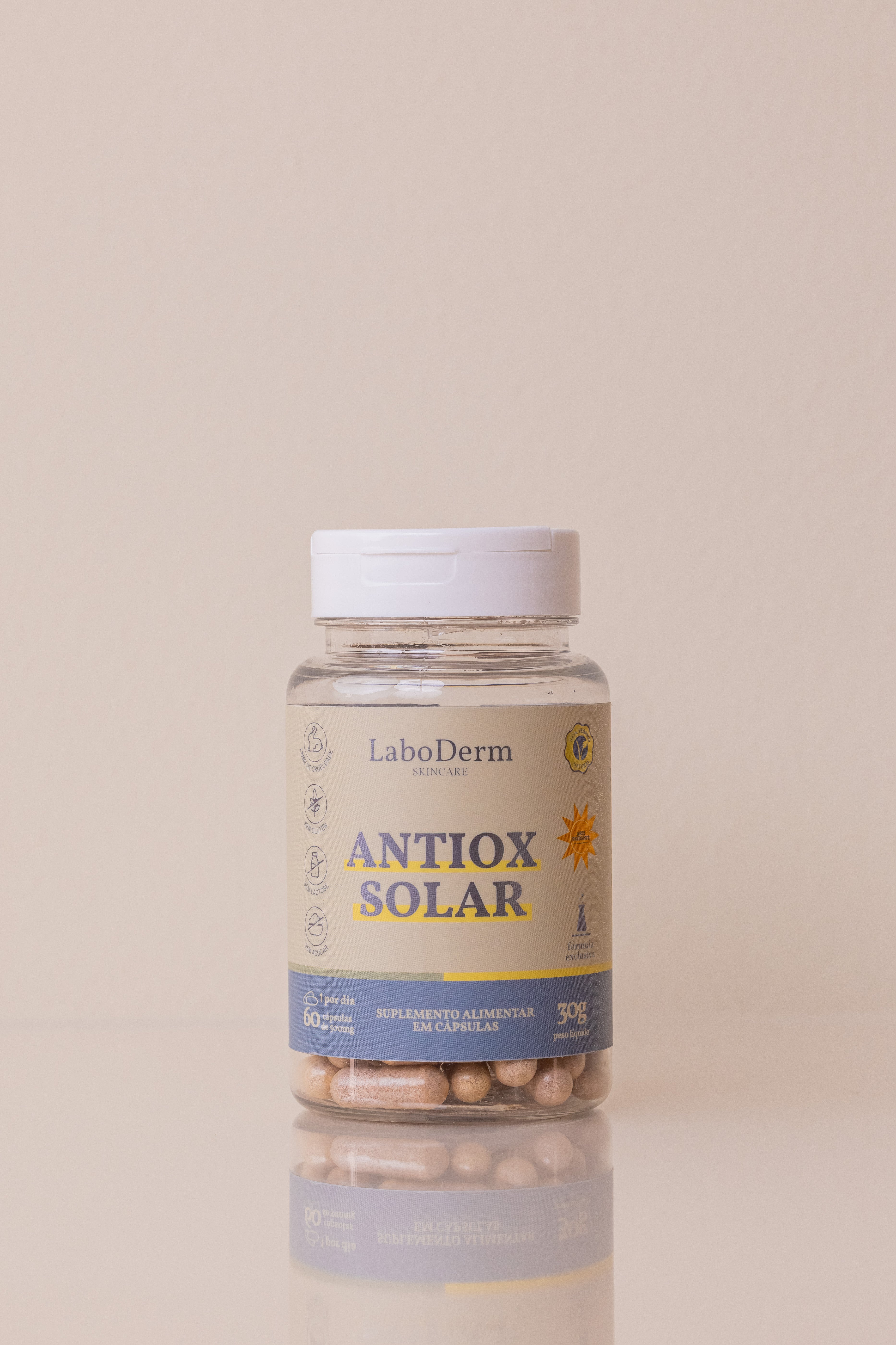O novo ANTIOX SOLAR, Protetor Solar Oral - Com Pinus Pinaster + Ácido Hialurônico + Vitamina K2 + Resveratrol + 8 ativos - 60 cáps (tratamento para 2 meses)