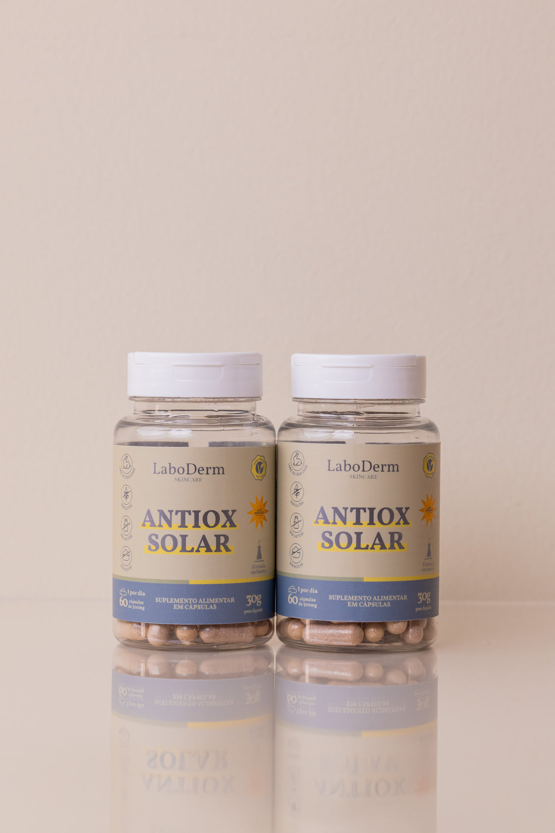 O novo ANTIOX SOLAR, Protetor Solar Oral - Com Pinus Pinaster + Ácido Hialurônico  + Vitamina K2 + Resveratrol  + 8 ativos - 120 cáps (tratamento para 4 meses)