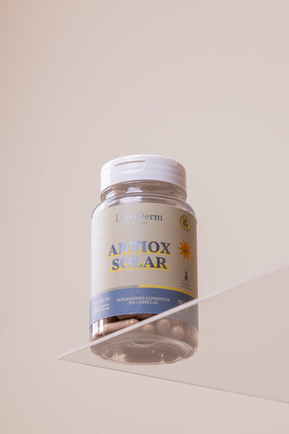 O novo ANTIOX SOLAR, Protetor Solar Oral - Com Pinus Pinaster + Ácido Hialurônico  + Vitamina K2 + Resveratrol  + 8 ativos - 60 cáps (tratamento para 2 meses)