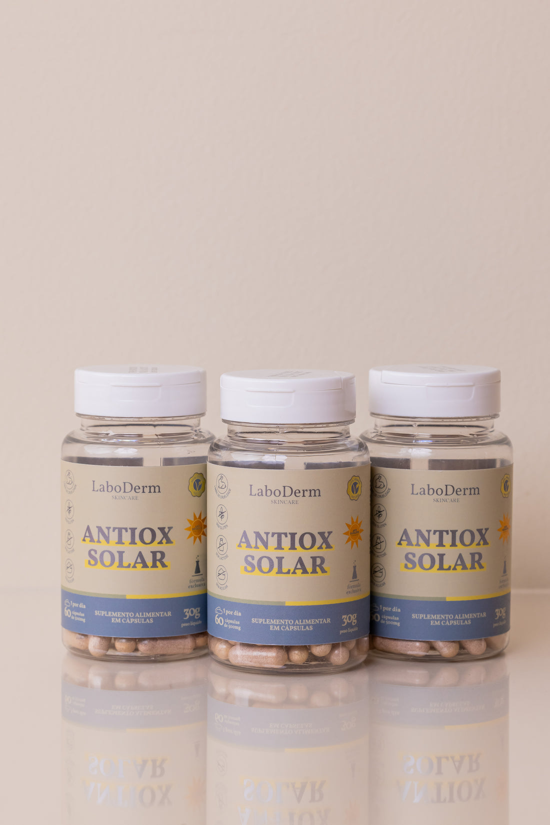 O novo ANTIOX SOLAR, Protetor Solar Oral - Com Pinus Pinaster + Ácido Hialurônico  + Vitamina K2 + Resveratrol  + 8 ativos - 180 cáps (tratamento para 8 meses) (Cópia)