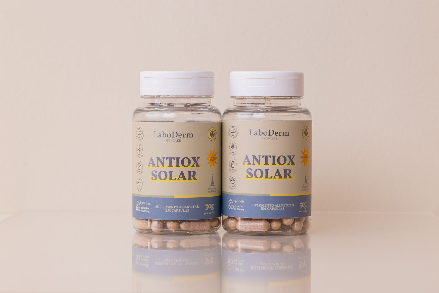 O novo ANTIOX SOLAR, Protetor Solar Oral - Com Pinus Pinaster + Ácido Hialurônico  + Vitamina K2 + Resveratrol  + 8 ativos - 120 cáps (tratamento para 4 meses)